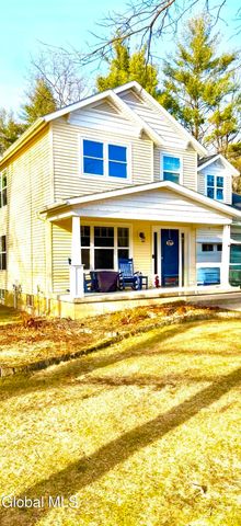 8 Stafford Way, Northumberland, NY 12831