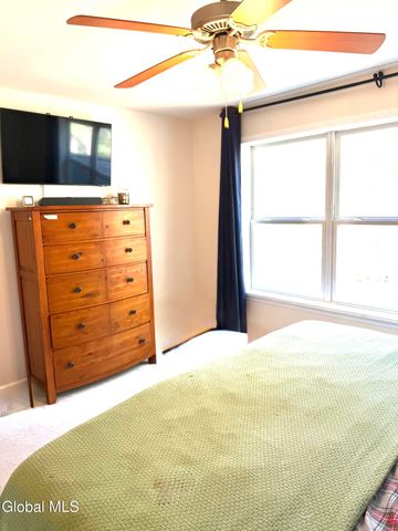 8 Stafford Way, Northumberland, NY 12831