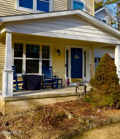 8 Stafford Way, Northumberland, NY 12831