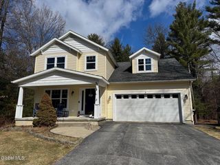 8 Stafford Way, Northumberland, NY 12831