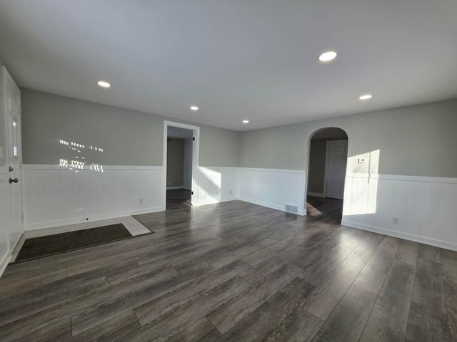 1837 E Stockbridge Avenue, Kalamazoo, MI 49001