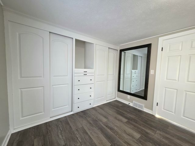 1837 E Stockbridge Avenue, Kalamazoo, MI 49001