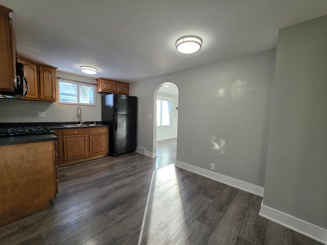 1837 E Stockbridge Avenue, Kalamazoo, MI 49001