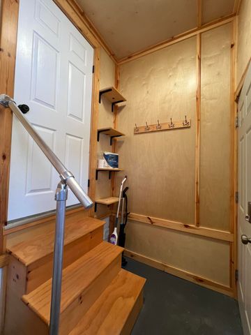 1837 E Stockbridge Avenue, Kalamazoo, MI 49001