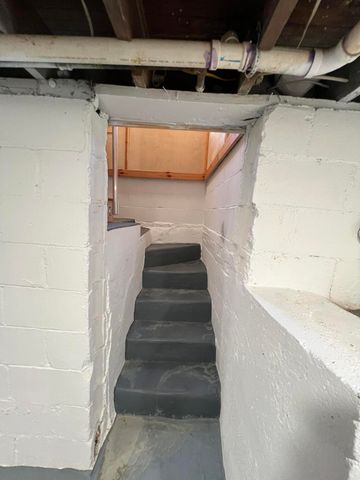 1837 E Stockbridge Avenue, Kalamazoo, MI 49001