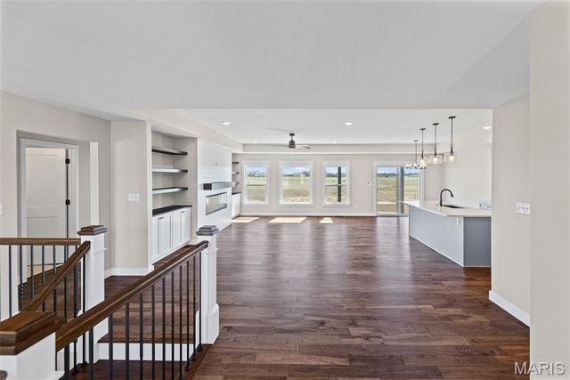 213 George Bush Boulevard, Troy, IL 62294