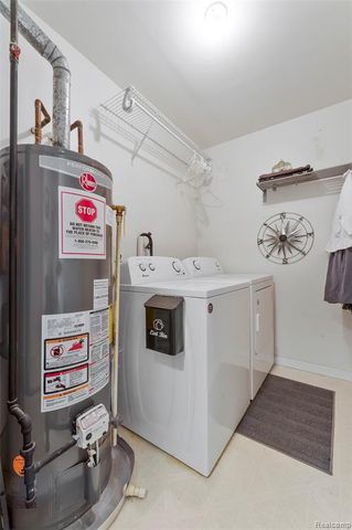 33585 Pondview Circle 116, Livonia, MI 48152