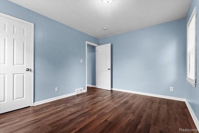 3734 W Buena Vista Street, Detroit, MI 48238