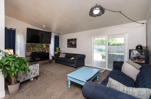 1366 Silver Spur Cir, Lincoln, CA 95648