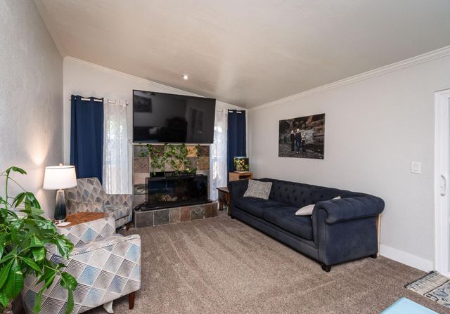 1366 Silver Spur Cir, Lincoln, CA 95648