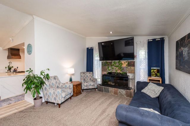 1366 Silver Spur Cir, Lincoln, CA 95648