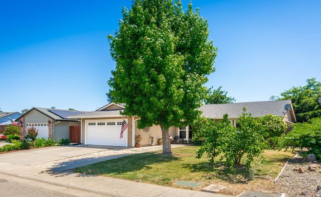 1366 Silver Spur Cir, Lincoln, CA 95648