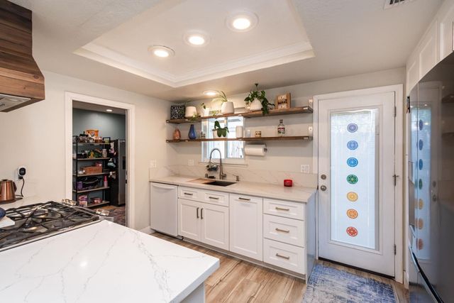 1366 Silver Spur Cir, Lincoln, CA 95648