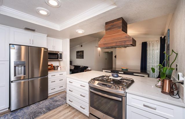 1366 Silver Spur Cir, Lincoln, CA 95648