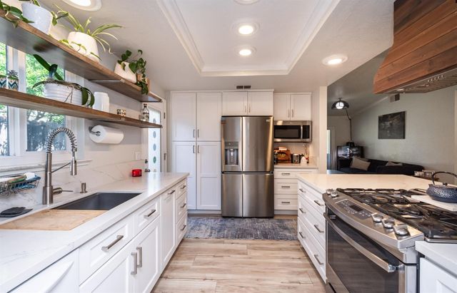 1366 Silver Spur Cir, Lincoln, CA 95648