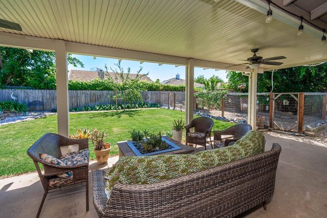1366 Silver Spur Cir, Lincoln, CA 95648