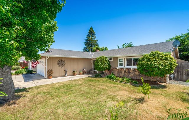 1366 Silver Spur Cir, Lincoln, CA 95648