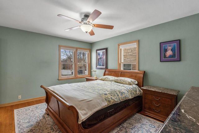 2550 N 96th STREET, Milwaukee, WI 53226