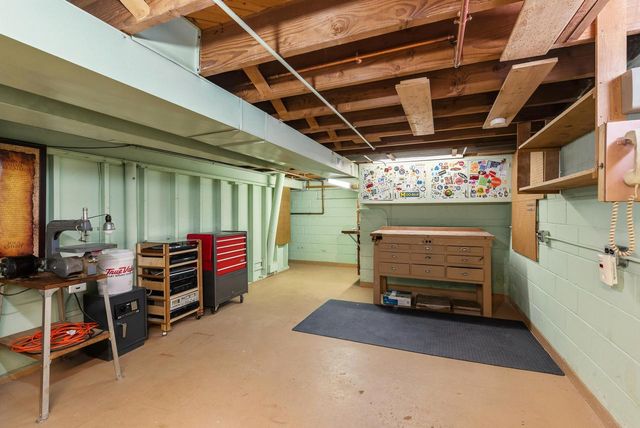 2550 N 96th STREET, Milwaukee, WI 53226