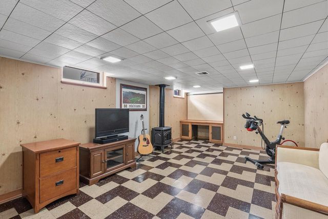 2550 N 96th STREET, Milwaukee, WI 53226