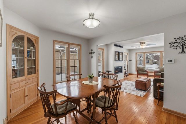 2550 N 96th STREET, Milwaukee, WI 53226