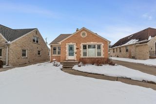 2550 N 96th STREET, Milwaukee, WI 53226