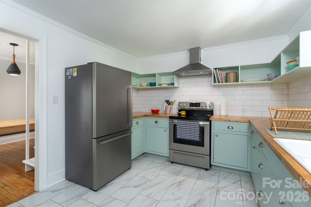 31 Tremont Street, Marion, NC 28752