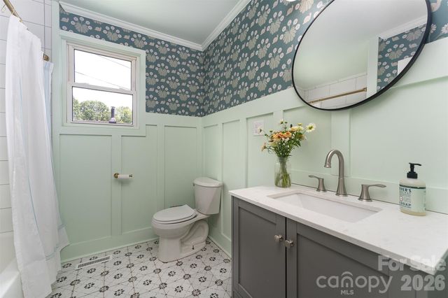 31 Tremont Street, Marion, NC 28752