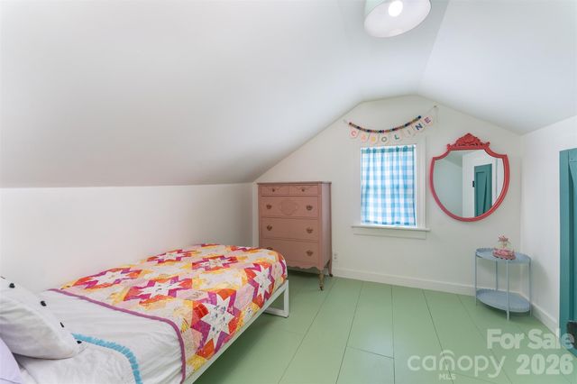 31 Tremont Street, Marion, NC 28752