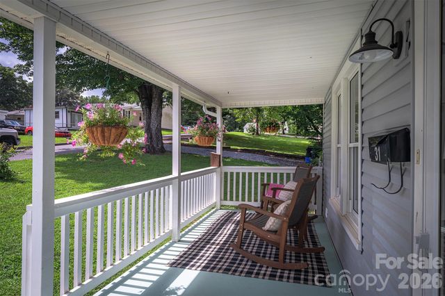 31 Tremont Street, Marion, NC 28752