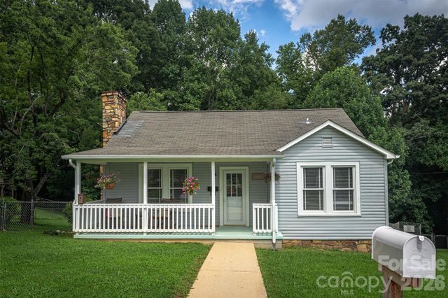 31 Tremont Street, Marion, NC 28752