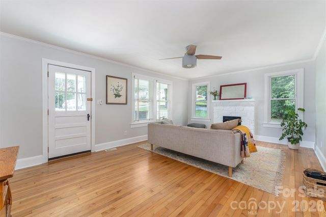 31 Tremont Street, Marion, NC 28752