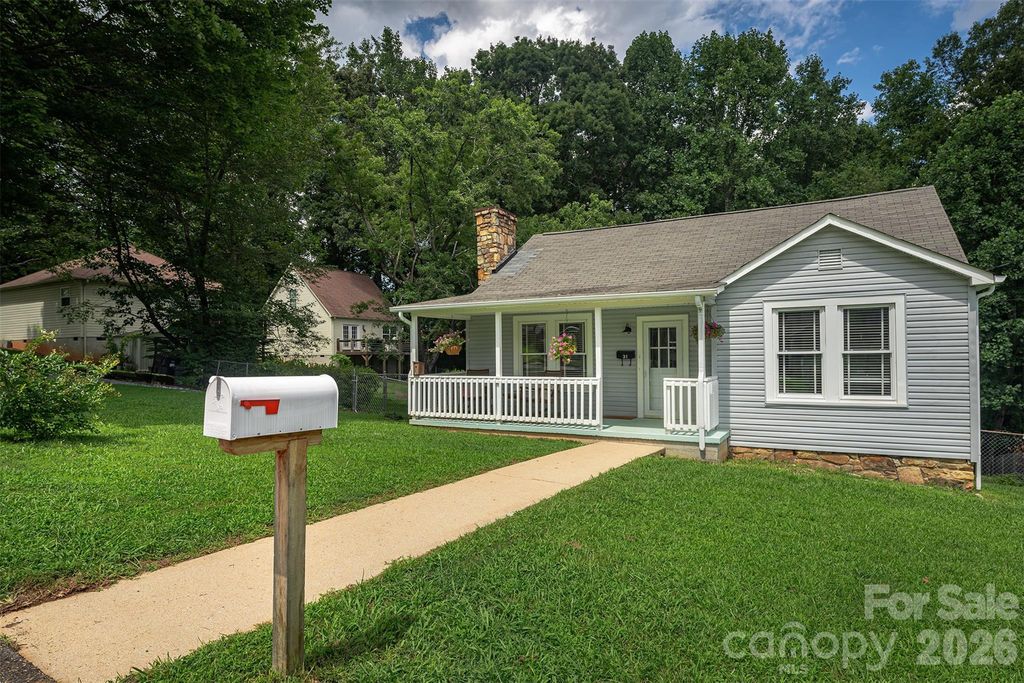 31 Tremont Street, Marion, NC 28752