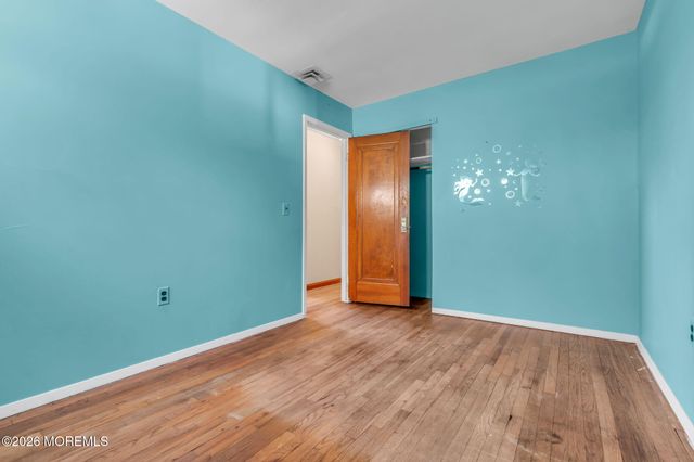 40 Redwood Place, Jackson, NJ 08527