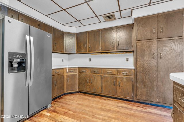 40 Redwood Place, Jackson, NJ 08527