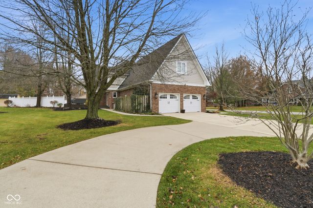 32 E Greyhound Pass, Carmel, IN 46032