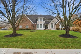 32 E Greyhound Pass, Carmel, IN 46032