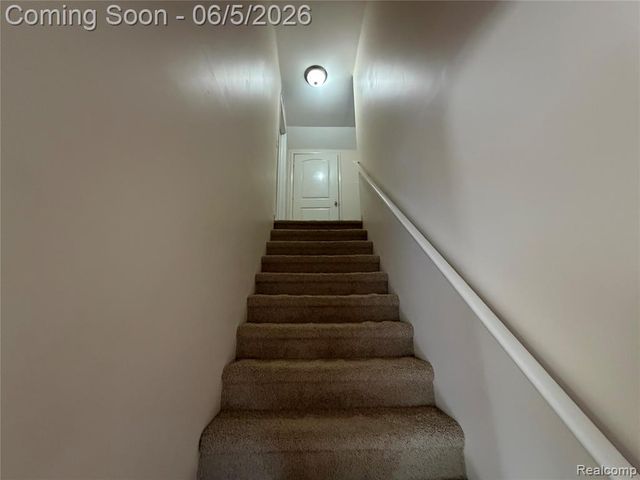 47 Osceola Drive, Pontiac, MI 48341