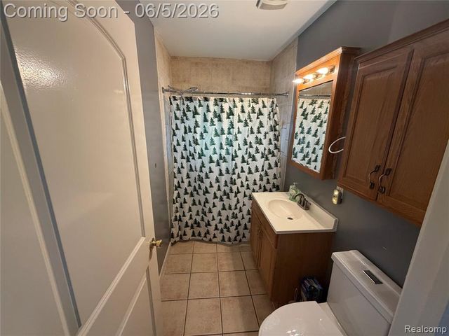 47 Osceola Drive, Pontiac, MI 48341