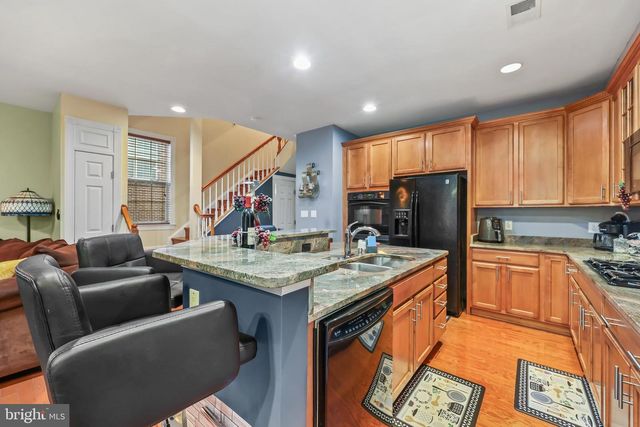 2725 CELESTIAL DR, Woodbridge, VA 22191