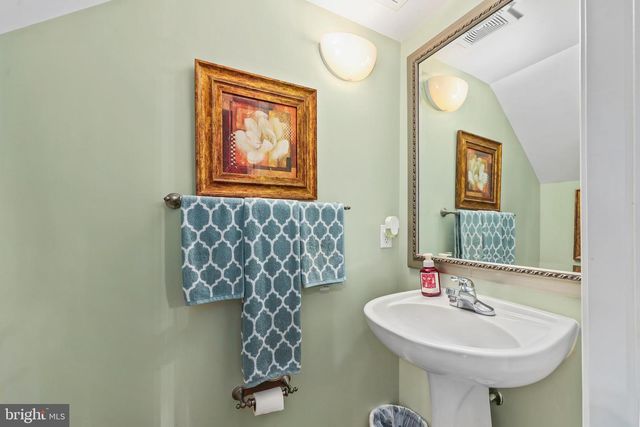 2725 CELESTIAL DR, Woodbridge, VA 22191