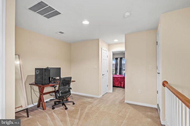 2725 CELESTIAL DR, Woodbridge, VA 22191