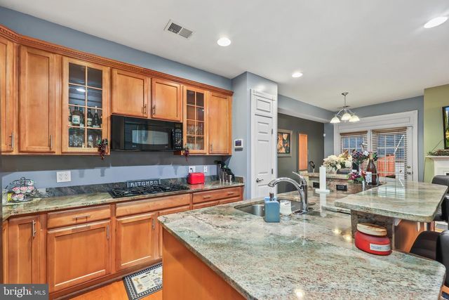 2725 CELESTIAL DR, Woodbridge, VA 22191