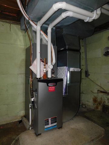 12624 US Highway 212, Sacred Heart, MN 56285