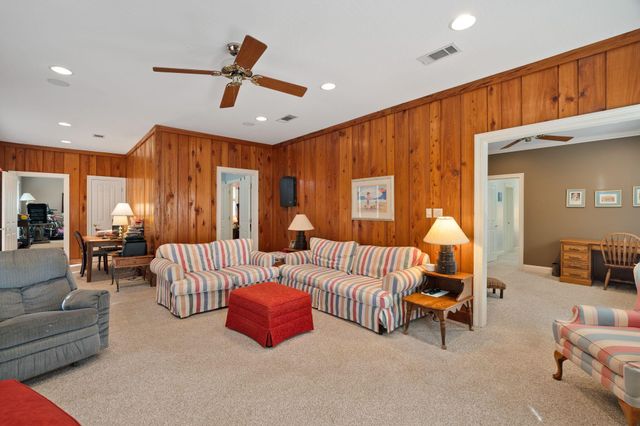 253 Tidewater Rd., Hattiesburg, MS 39402