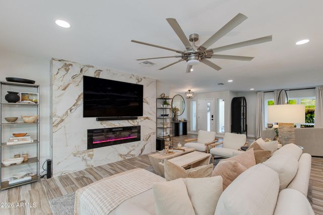 5802 E CORRINE Drive, Scottsdale, AZ 85254