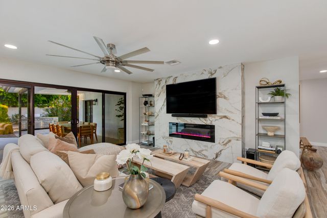 5802 E CORRINE Drive, Scottsdale, AZ 85254