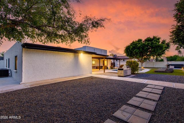 5802 E CORRINE Drive, Scottsdale, AZ 85254