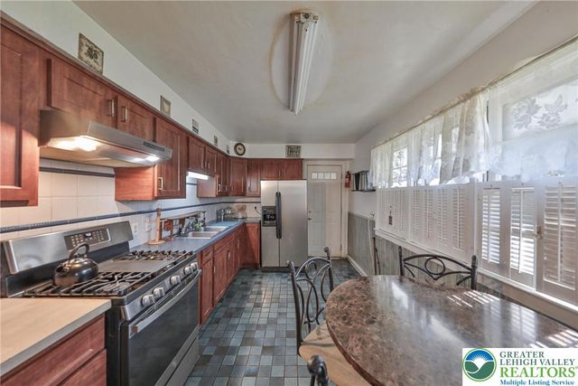 410 North Greenwood Avenue, Easton, PA 18045