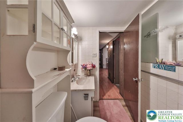 410 North Greenwood Avenue, Easton, PA 18045